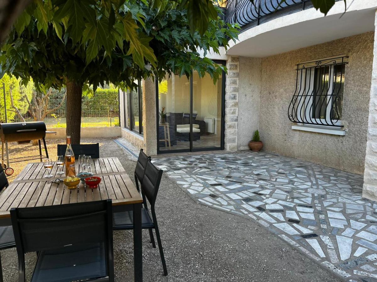 Les Olivades Villa Cavaillon Bagian luar foto